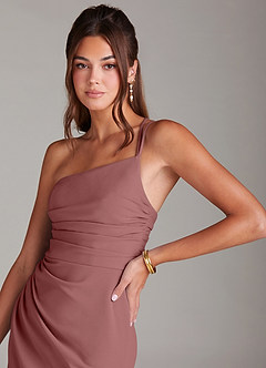 Azazie Eren Vestidos de damas de honor Vestido de Rosa Del Desierto de Crepé elástico de Corte Recto con Hombro unilateral image5
