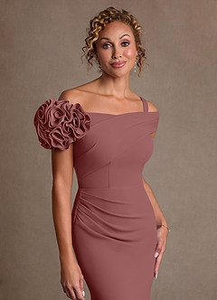Azazie Gwynne Mère de la mariée Robes Robe Sirène en Crêpe Élastique Épaule décolletée Rose Du Désert image5