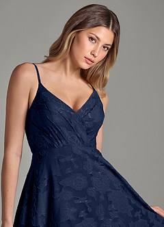 Azazie Amani Brudepigekjoler En streg Plisseret Blomsterudbrændthed Gulv-længde Kjole image7