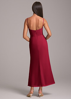 Azazie Saige Vestidos de damas de honor Vestido de Borgoña de Gasa de Corte Recto Convertible con Vestidos sin tirantes image8