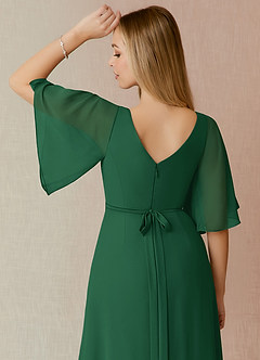 Azazie Cierra Robes de demoiselle d'honneur Robe Trapèze en Mousseline de soie Col en V Vert Foncé image8
