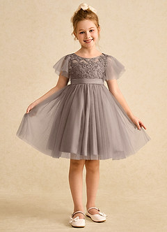 Azazie Queenie Robe Demoiselle D'honneur Fillette Robe Trapèze en Dentelle Taupe image1