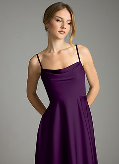 Azazie Elle Vestidos de damas de honor Vestido de Uva de Satén Elástico de Corte en A con Plisado image2