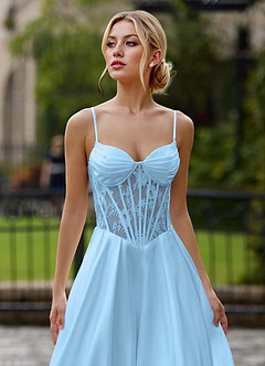 Nimbus Hellblau Ballkleid aus Satin mit Korsettausschnitt image6
