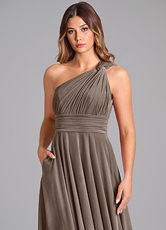 Azazie Charlize Vestidos de damas de honor Vestido de Taupe Plateado de terciopelo de Corte en A con Hombro unilateral image6