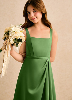 Azazie Emiko Girls Formal Abiti da Ragazza di Fiori Abito A-Line in Raso Opaco Plissettato Basilico image5