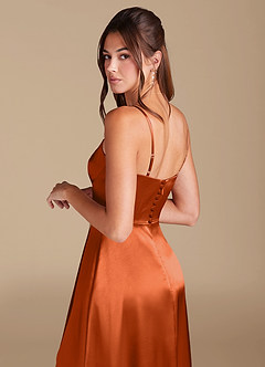 Azazie Halsey Vestidos de madrinha de casamento Vestir Laranja Queimada de Cetim Metálico de Linha A com Fenda Lateral image2