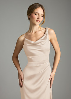 Azazie Samara Robes de demoiselle d'honneur Robe Sirène en Satin extensible Plissée Albâtre Blanc image5