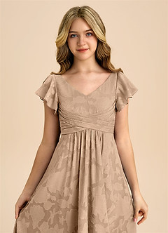 Azazie Omari Junior A라인 주름진 플로럴 번아웃 플로어 길이 주니어 신부 들러리 드레스 image7