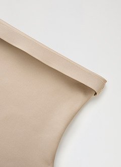 front Azazie String gainant taille haute sans coutures