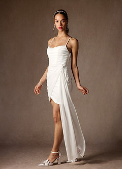 Azazie Iras Vestidos de novia Vestido de Diamante Blanco de Malla de Corte Recto con Cuello Vaca Plisado image3