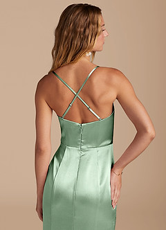 Azazie Marzia Robes de demoiselle d'honneur Robe Sirène en Satiné métallisé Plissée Matcha image7
