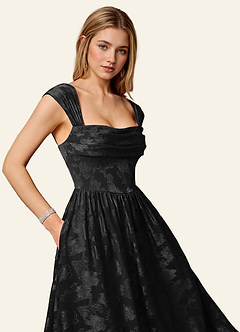 Briar Schwarz Plissiertes Maxi-Ballkleid image6