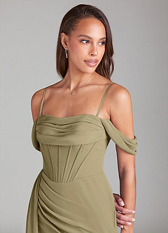 Azazie Amyra Abiti da Damigella Abito Convertibile Tubino in Chiffon a Spalla Scoperta Verde Muschio image7