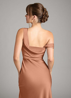 Azazie Madelyn Robes de demoiselle d'honneur Robe Sirène Convertible en Satin extensible Une épaule Bronze image7