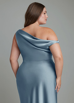 Azazie Emerson Vestidos de damas de honor Vestido Azul Polvoriento de Satén Elástico de Corte Sirena con Hombros descubiertos image13
