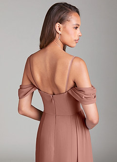 Azazie Amyra Abiti da Damigella Abito Convertibile Tubino in Chiffon a Spalla Scoperta Cedro Rosa image8