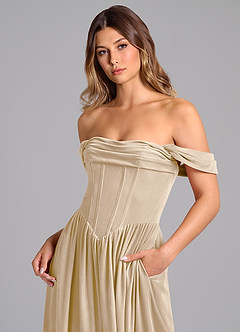 Azazie Hattie Robes de demoiselle d'honneur Robe Trapèze en velours Rayé Champagne image2