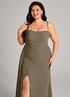 Azazie Amyra Robes de demoiselle d'honneur Robe Fourreau Convertible en Mousseline de soie Épaule décolletée Vert Saule image10