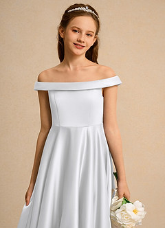 Azazie Teeny Junior Formal vestidos de niña de las flores Vestido de Blanco de Satin Mate de Corte En A con Plisado image7