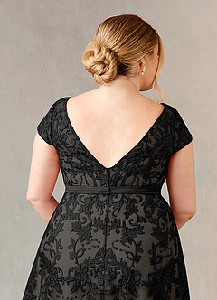 Azazie Sanna Abiti per la Madre della Sposa Abito A-Line in Tulle in Pizzo con Scollo a U Nero Champagne image13