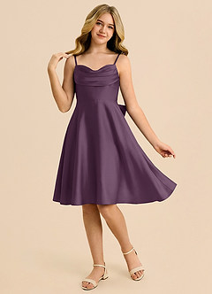 Azazie Bear Junior Robe Trapèze en Satin extensible Encolure en Forme de Cœur Prune image3