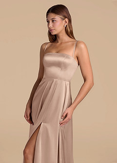 Azazie Wren 신부 들러리 드레스 A라인 스트랩리스 메탈릭 새틴 바닥 길이 드레스 image6