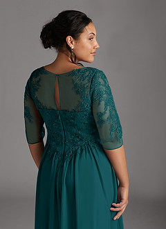 Azazie Harriet vestidos de madre de la novia Vestido de Pavo Real de Malla de Corte En A con Encaje image8