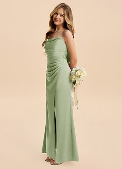Azazie Minnie Junior Robe Fourreau en Satin extensible Drapé Vert Sauge image3
