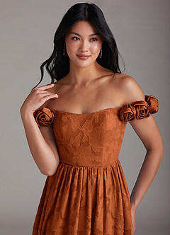 Azazie Autumn Vestidos de madrinha de casamento Vestido Laranja Queimada de Esgotamento Floral de Linha A com Fora do ombro image6
