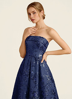 Iriseam Marine Robe de bal brodée de sequins image5