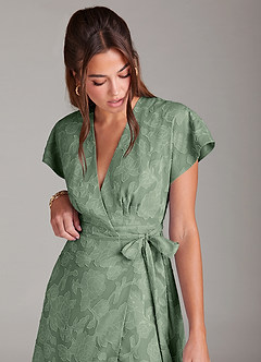 Azazie Ling Vestidos de damas de honor Vestido de Matcha de Devorado Floral de Corte en A con Plisado image7