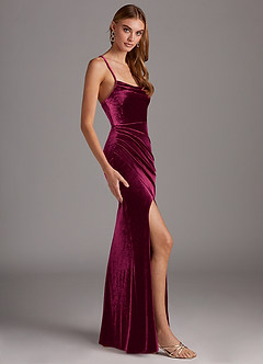 Azazie Kindness Vestidos de damas de honor Vestido de Cabernet de terciopelo de Corte Recto con Cuello V Corsé image4