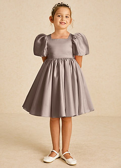 Azazie Muffin vestidos de niña de las flores Vestido de Gris Pardo de Satin Mate de Corte En A con Con mangas image2