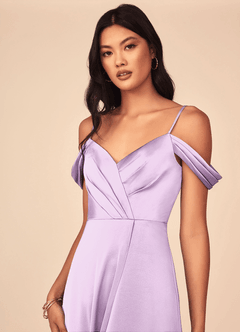 Azazie Ocean Robes de demoiselle d'honneur Robe Trapèze en Satin extensible Col V plissé Frostiges Flieder image2