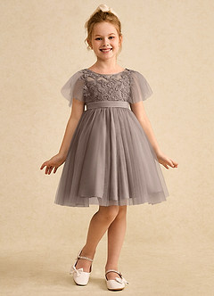 Azazie Queenie Robe Demoiselle D'honneur Fillette Robe Trapèze en Dentelle Taupe image3
