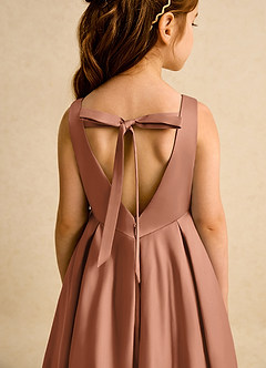 Azazie Pepper 플라워 걸 드레스 A라인 주름진 매트 새틴 발목 길이 드레스 image8