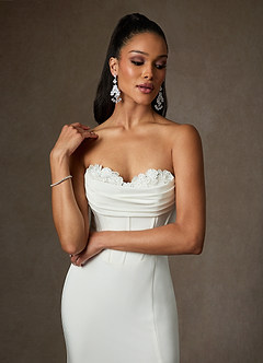 Azazie Viri 웨딩드레스 인어 스윗하트 네크라인 크레이프 백 새틴 채플 트레인 드레스 image8