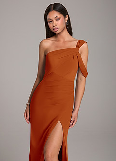 Azazie Wynter Robes de demoiselle d'honneur Robe Fourreau en Mousseline de soie Épaule décolletée Paprika image7