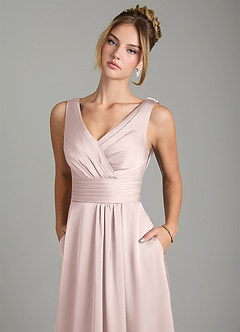 Azazie Karina Robes de demoiselle d'honneur Robe Trapèze en Satin extensible Plissée Rose Pâle image7