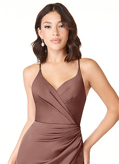 Azazie Geanna Brautjungfernkleider Etui V-Hals Gefaltet Stretch-Satin Kleid Espresso image4