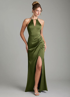 Azazie Aidyn Robes de demoiselle d'honneur Robe Fourreau en Satin extensible Plissée Olive image1