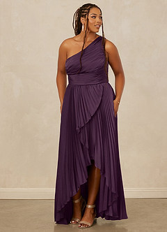 Christian Siriano Bridal for Azazie 1008 Robes de demoiselle d'honneur Robe Trapèze en Satin extensible Ue épaule Prune image11