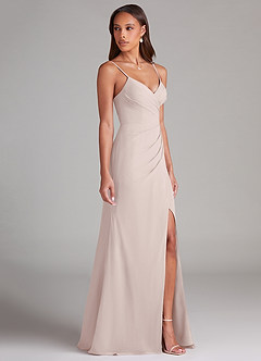 Azazie Maci Vestidos de damas de honor Vestido de Pétalo De Rosa de Gasa de Corte Recto con Plisado image4