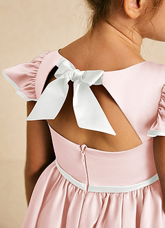 Azazie Sugar Plum Blumenmädchenkleider A-Linie Schleifen Matte Satin Kleid Errötendes Rosa Elfenbein image4