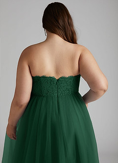 Azazie Roni Vestidos de damas de honor Vestido de Verde Oscuro de Tul de Corte en A Convertible con Escote de Corazón image12