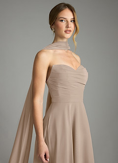 Azazie Ayla Abiti da Damigella Abito A-Line in Chiffon Scollo a Cuore Taupe image7
