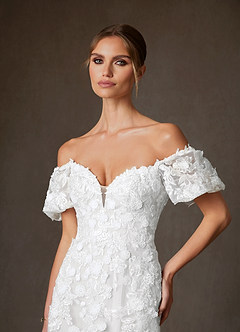 Azazie Vivienne Wedding Dresses Diamond White A-Line Sweetheart Lace Dress image11