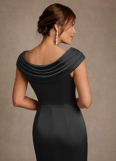 Azazie Irvine vestidos de madre de la novia Vestido de Negro de Satén Elástico de Corte en A con Plisado image6
