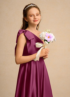 Azazie Guppy Girls Formal Flower Girl Klänningar Klänning A-Line i Matt satäng One-shoulder image6